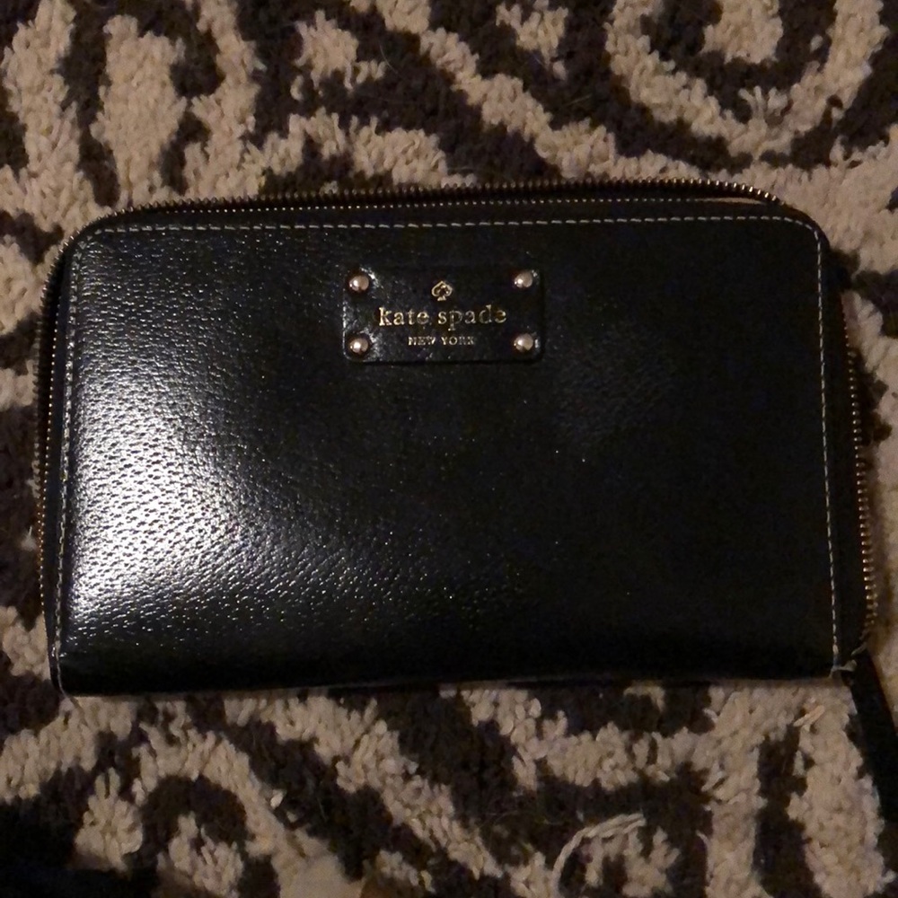 Kate Spade large travel wallet
